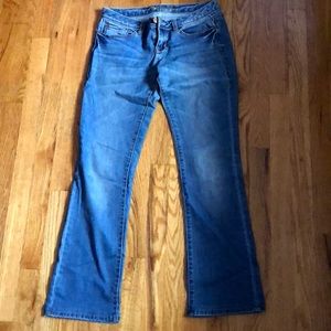 SIZE 3R BOOT CUT JEANS! SUPER CUTE AND CHEAP